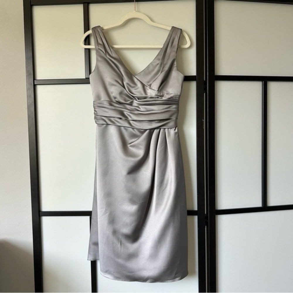 Davids Bridal Silver Grey Ruched Satin V Neck Mini Dress Formal Evening